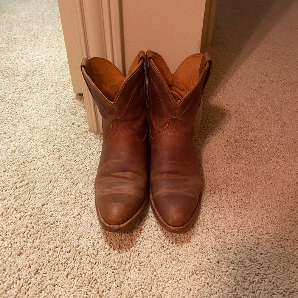 Tecovas Goat Penny in Scotch size 8.5B